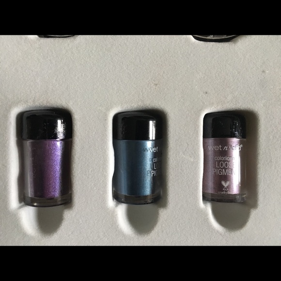 Wet n wild unicorn box set - Picture 2 of 3